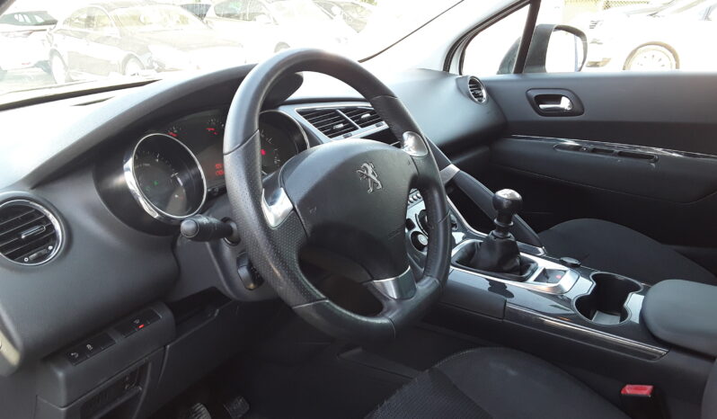 Peugeot 3008 STYLE 1.6 HDI 120CV lleno