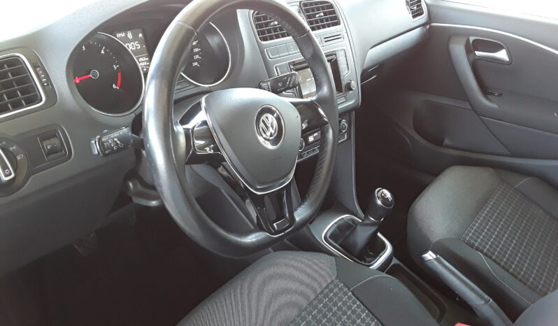 Volkswagen POLO 1.4 TDI 90CV 5PUERTAS lleno