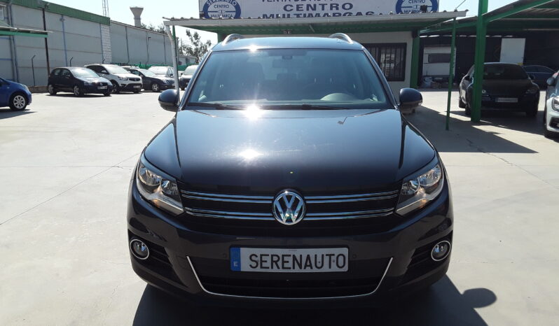 Volkswagen TIGUAN 2.0 TDI SPORTY  STYLE BUEMOTION TECH lleno