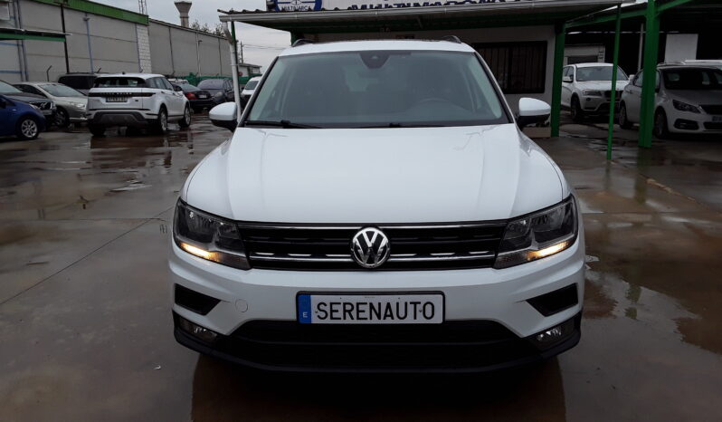 Volkswagen TIGUAN 2.0 TDI SPORTY  STYLE BUEMOTION TECH lleno