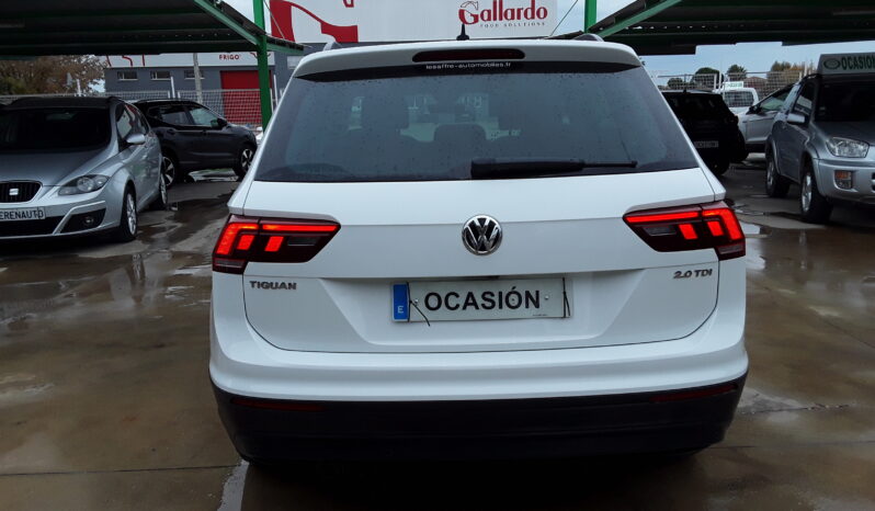 Volkswagen TIGUAN 2.0 TDI SPORTY  STYLE BUEMOTION TECH lleno