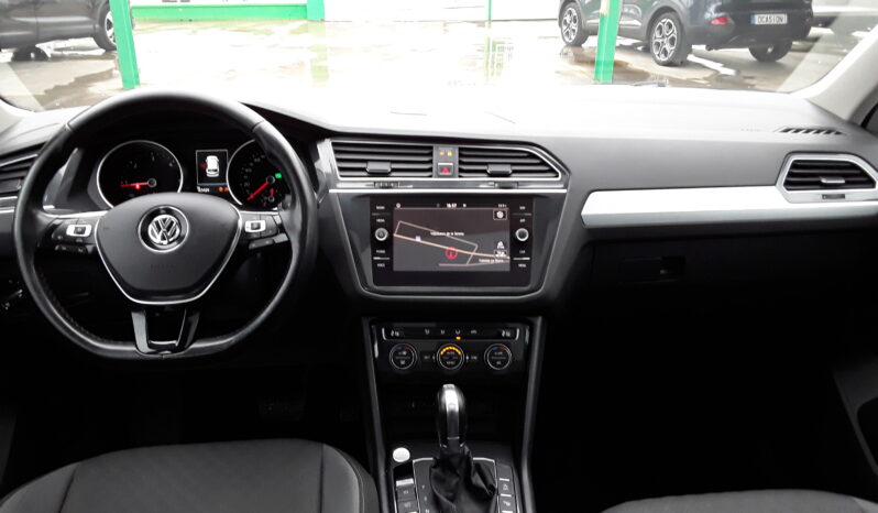 Volkswagen TIGUAN 2.0 TDI SPORTY  STYLE BUEMOTION TECH lleno