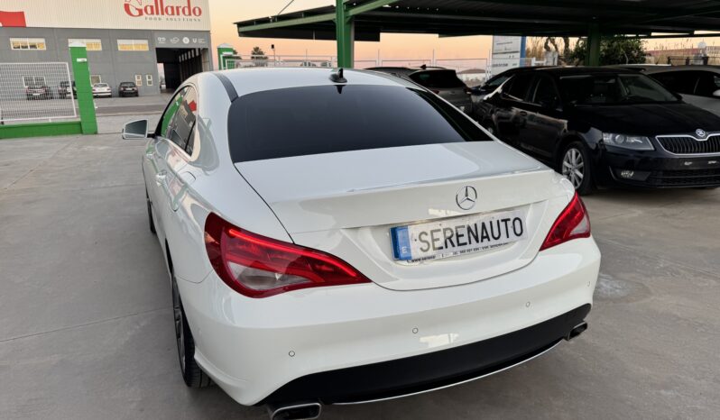 MERCEDES-BENZ CLA200d 136cv URBAN lleno