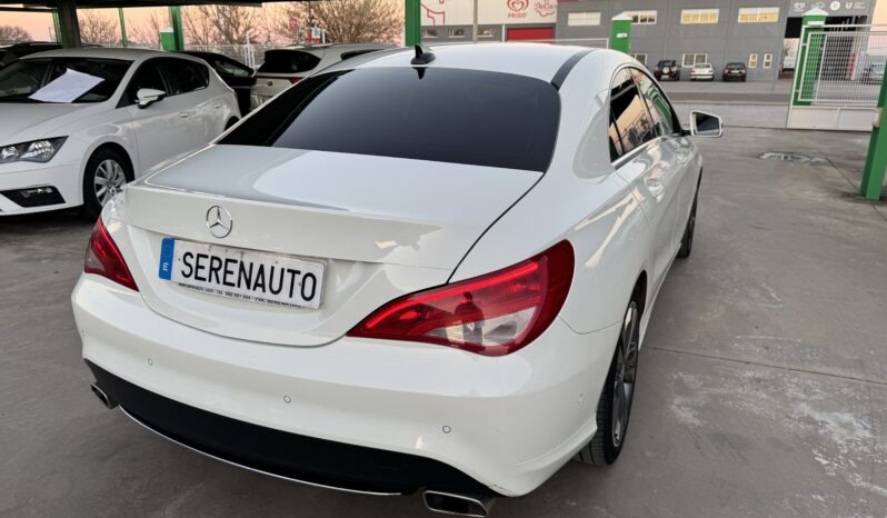 MERCEDES-BENZ CLA200d 136cv URBAN lleno