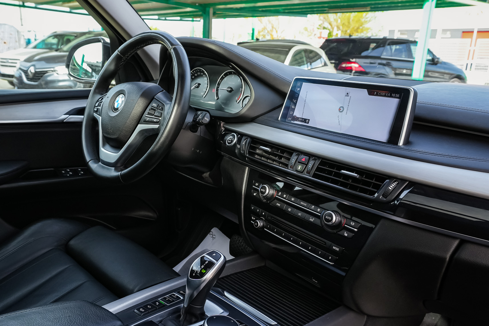 
								BMW X5 xDrive25d full									