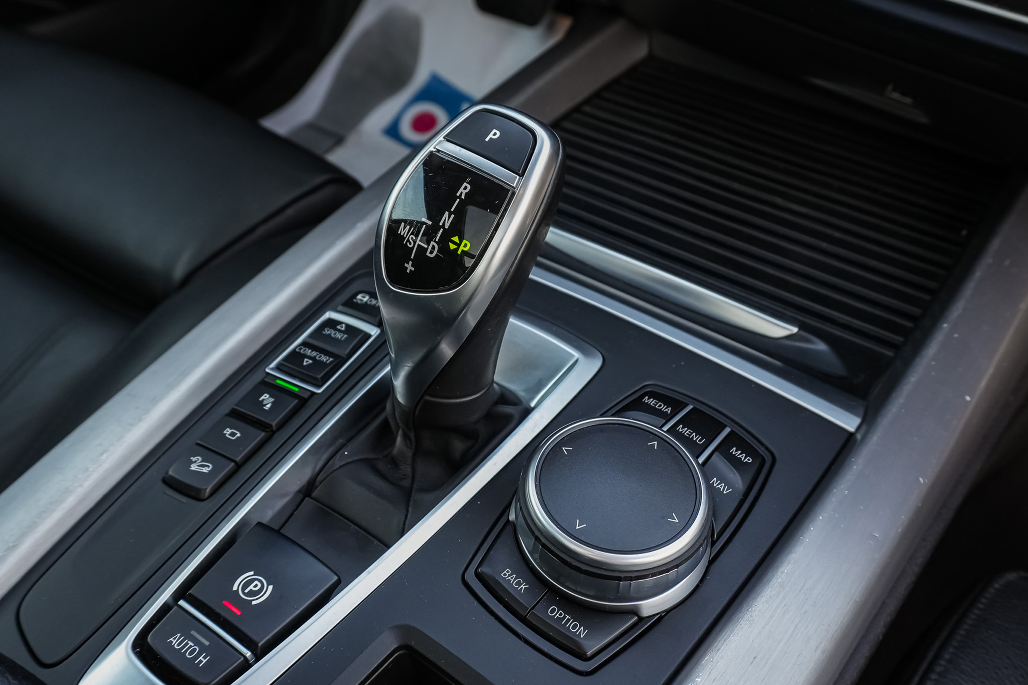 
								BMW X5 xDrive25d full									