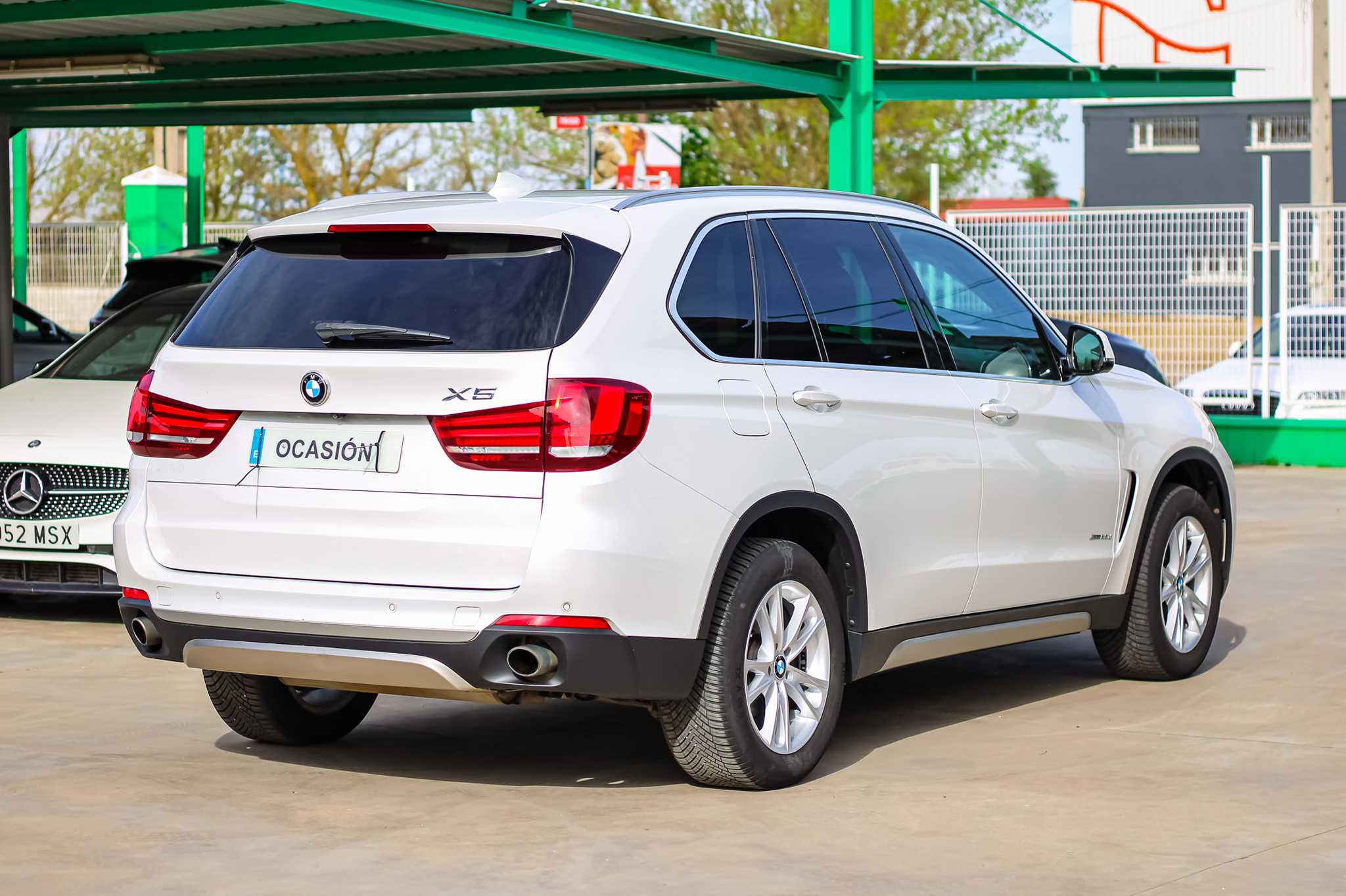 
								BMW X5 xDrive25d full									