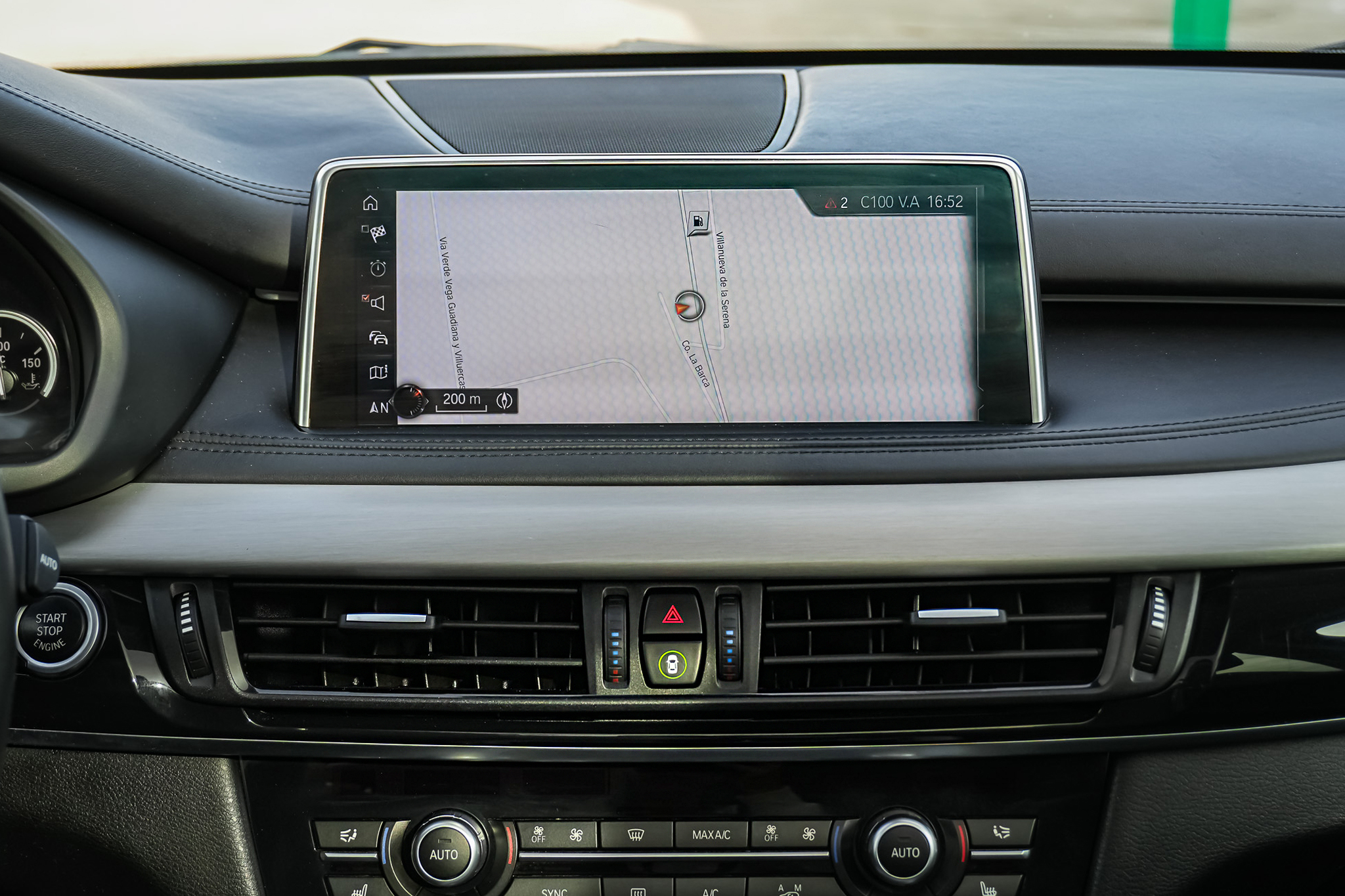 
								BMW X5 xDrive25d full									