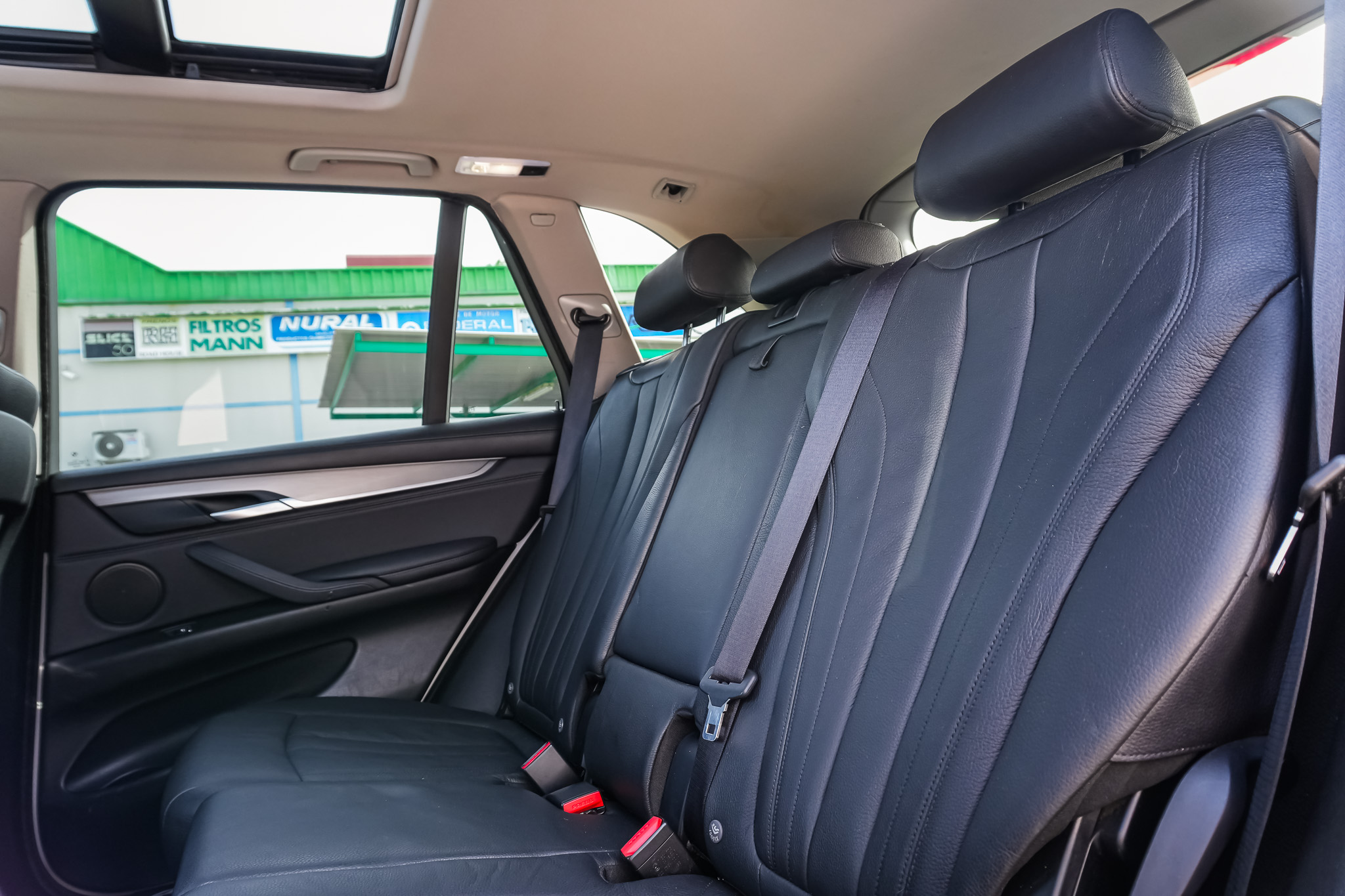 
								BMW X5 xDrive25d full									