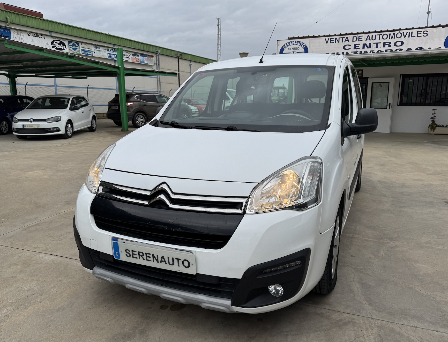 CITROEN Berlingo Multispace LIVE BlueHDi 100