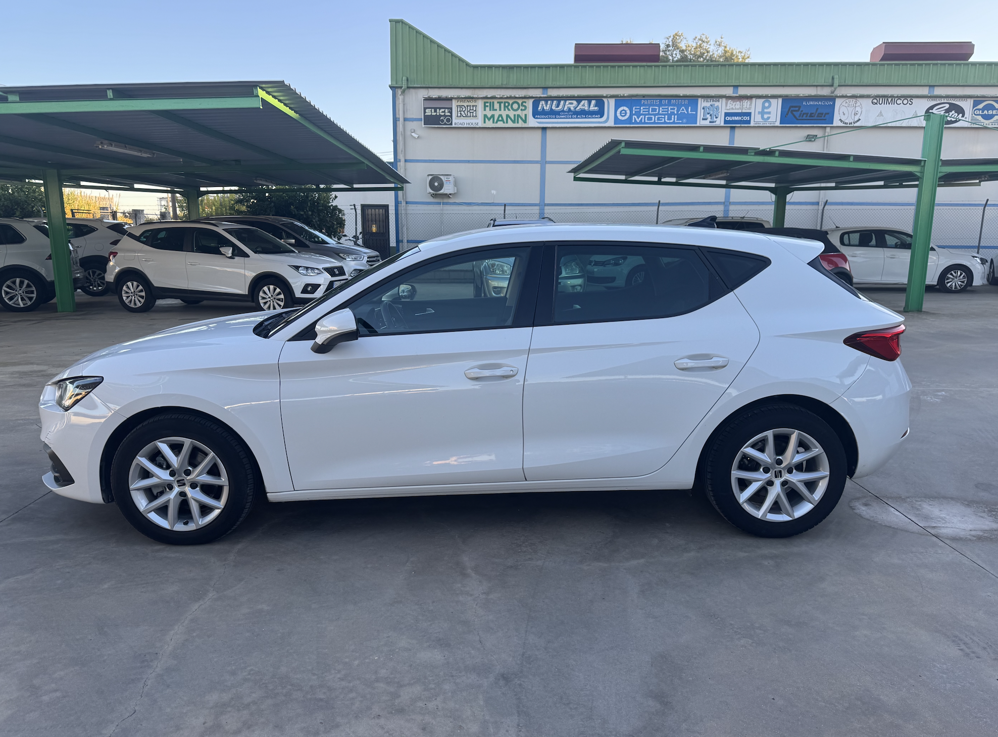 
								SEAT Leon 2.0 TDI 85kW SS Style Go full									