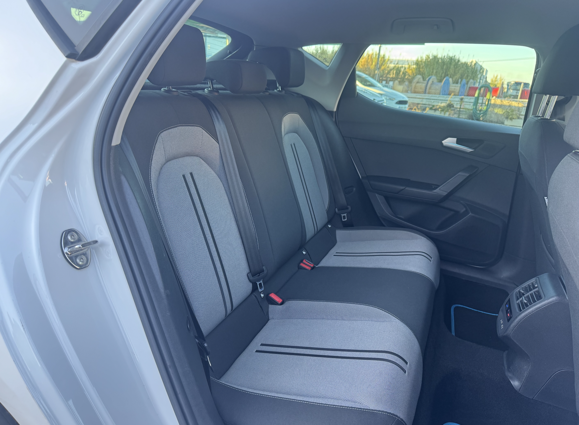 
								SEAT Leon 2.0 TDI 85kW SS Style Go full									