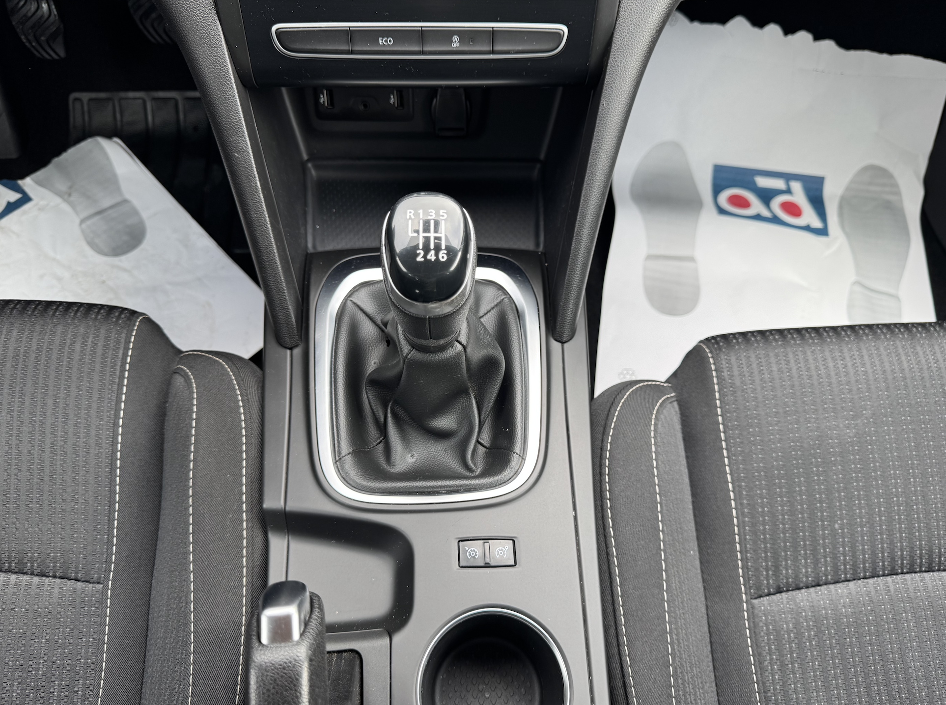 
								RENAULT Megane Business Blue dCi 81 kW 115CV full									