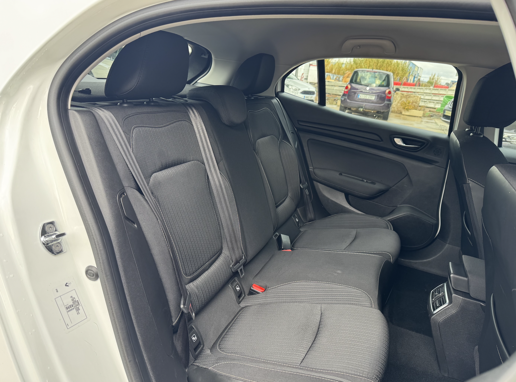 
								RENAULT Megane Business Blue dCi 81 kW 115CV full									