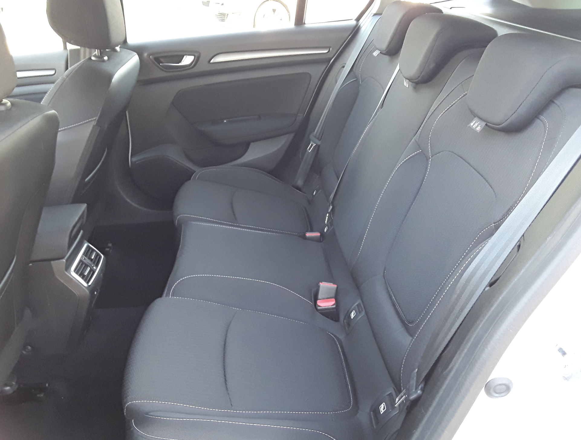 
								RENAULT Megane S.T. Techno Blue dCi 85 kW 115CV full									