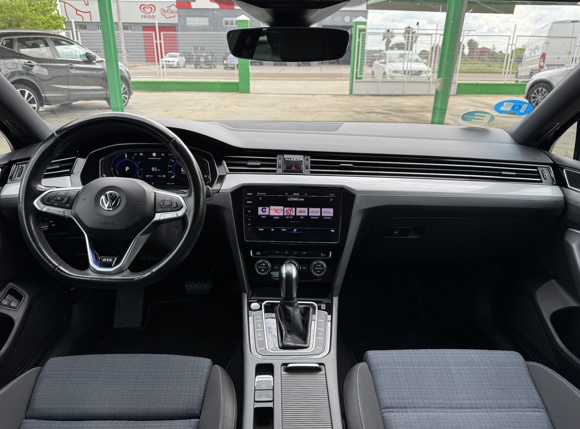 
								VOLKSWAGEN Passat GTE 1.4 TSI ePower 115kW 85kW DSG full									