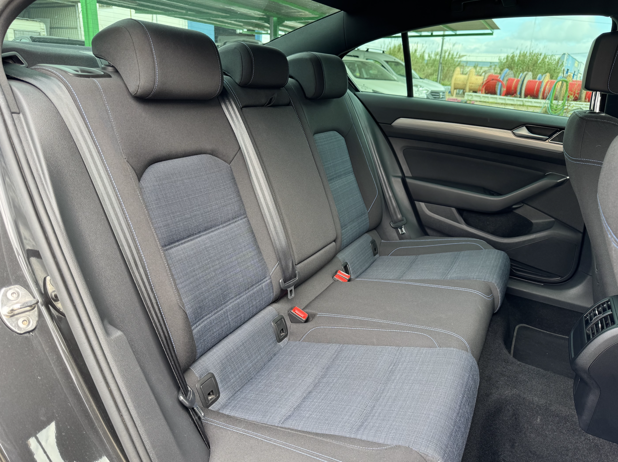 
								VOLKSWAGEN Passat GTE 1.4 TSI ePower 115kW 85kW DSG full									