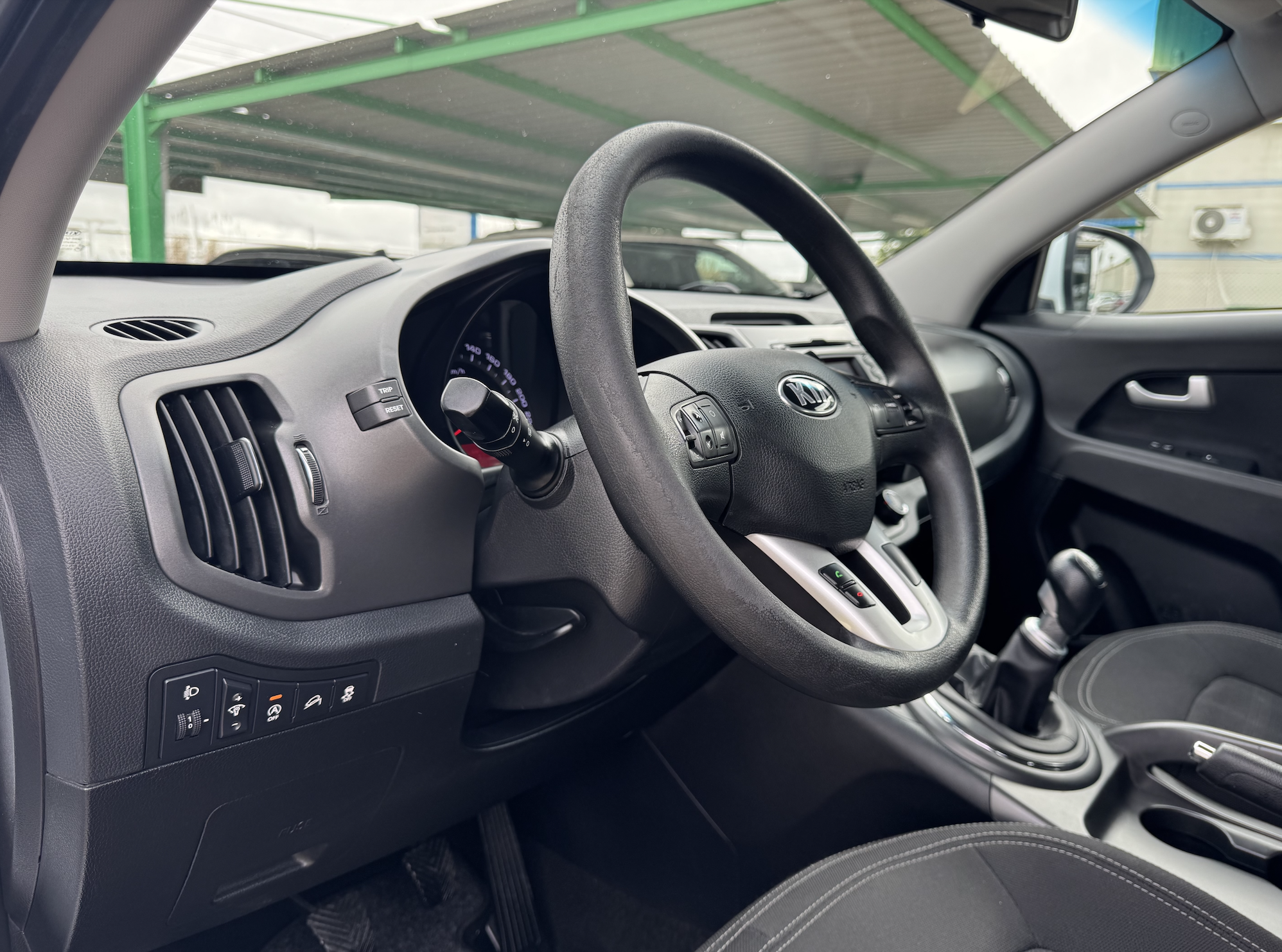 
								KIA Sportage 1.7 CRDI VGT Drive full									