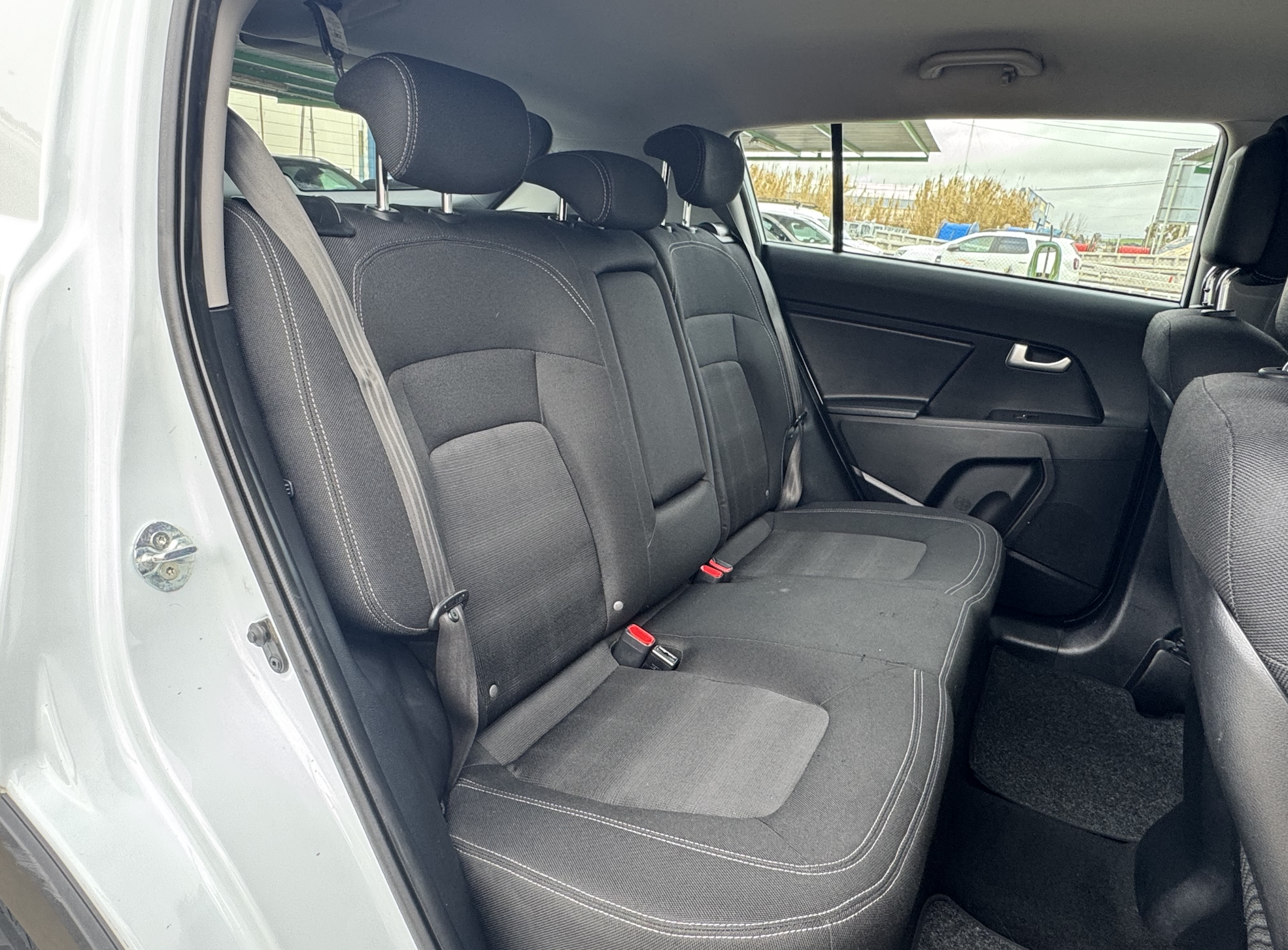 
								KIA Sportage 1.7 CRDI VGT Drive full									