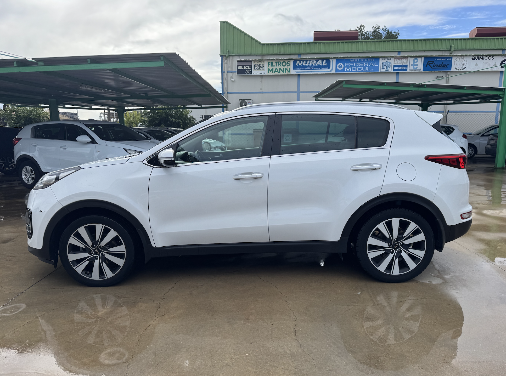 
								KIA Sportage 1.7 CRDi VGT 115CV Emotion EcoDynam full									