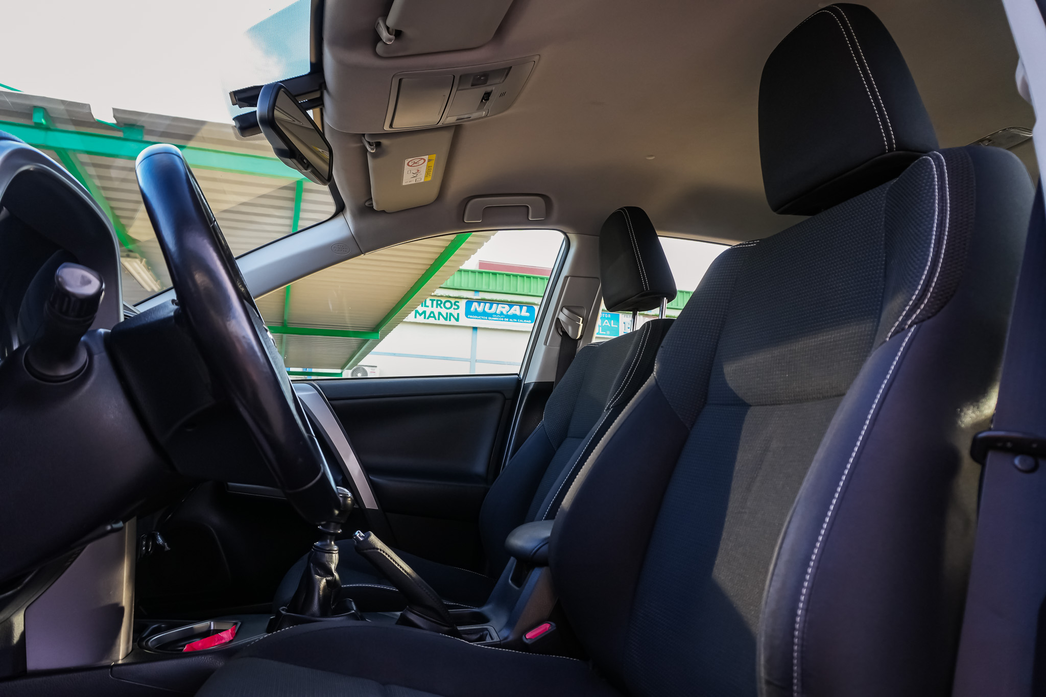 
								TOYOTA Rav4 2.0D 150D 2WD Advance full									