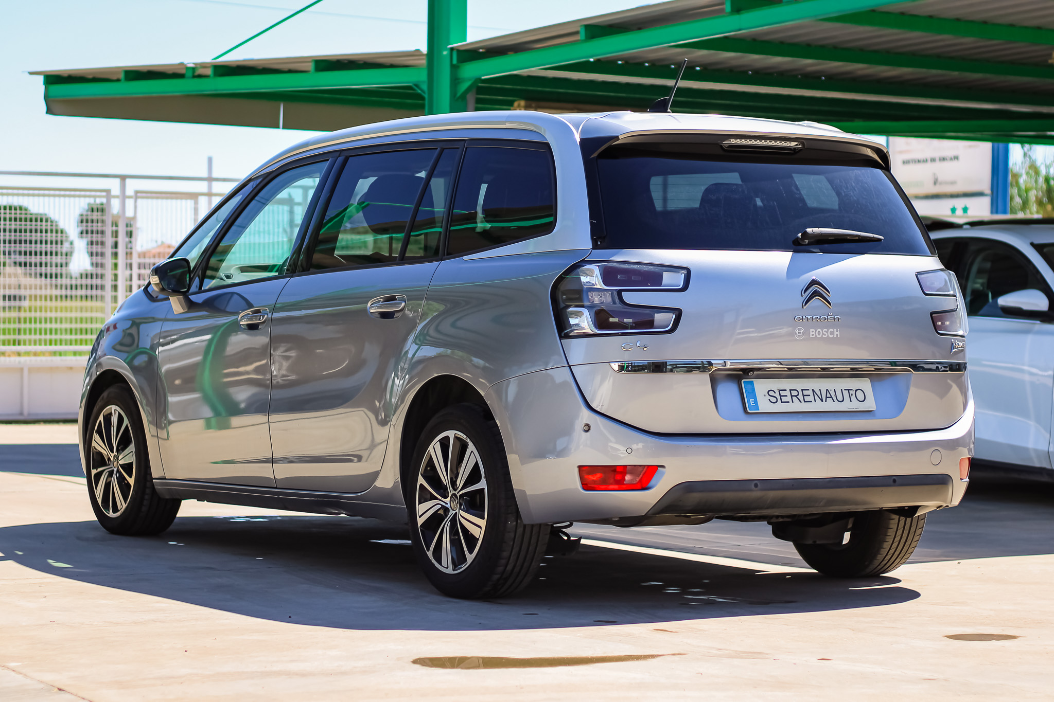 
								CITROEN Grand C4 Picasso BlueHDi Shine full									