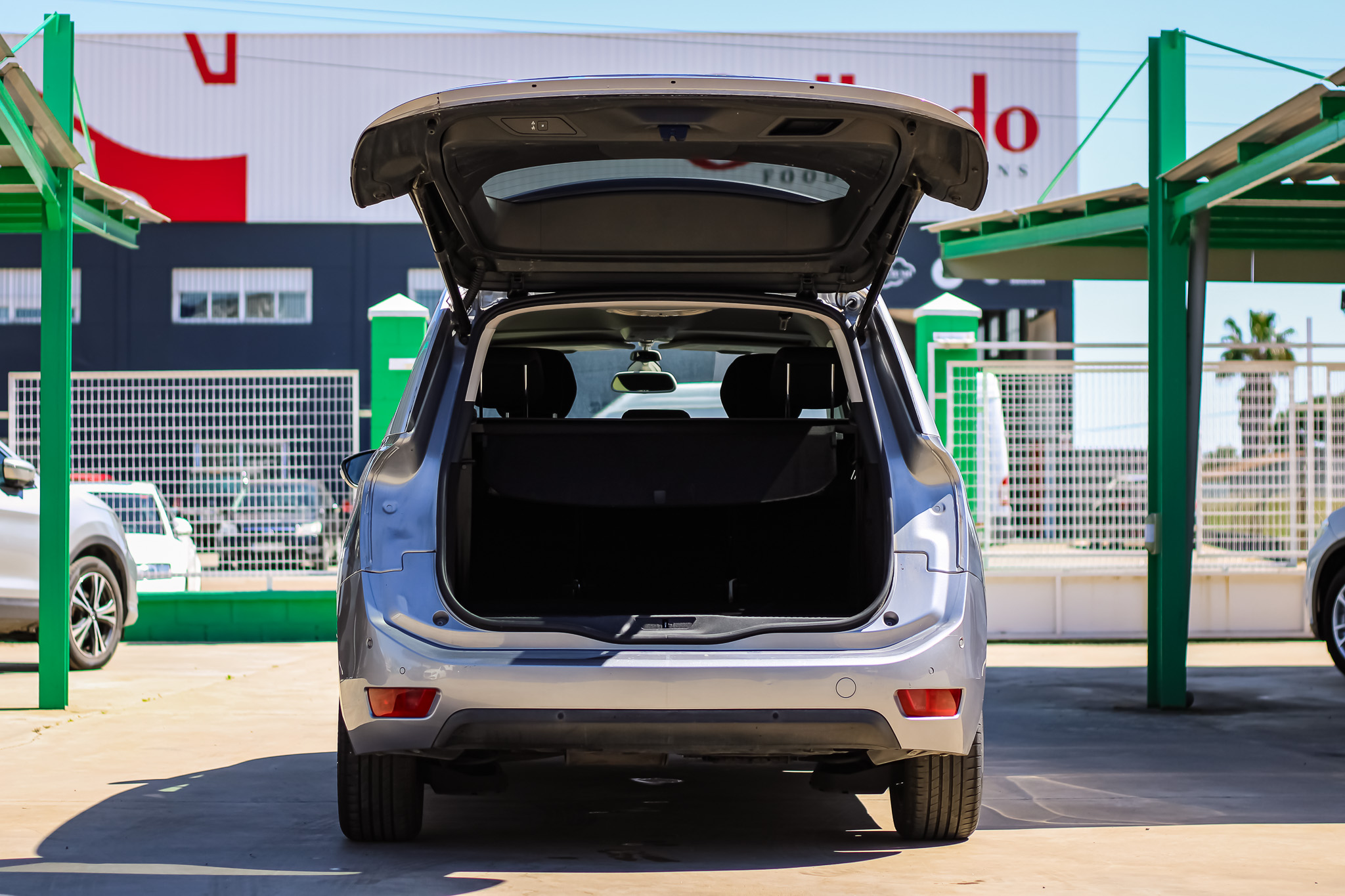 
								CITROEN Grand C4 Picasso BlueHDi Shine full									