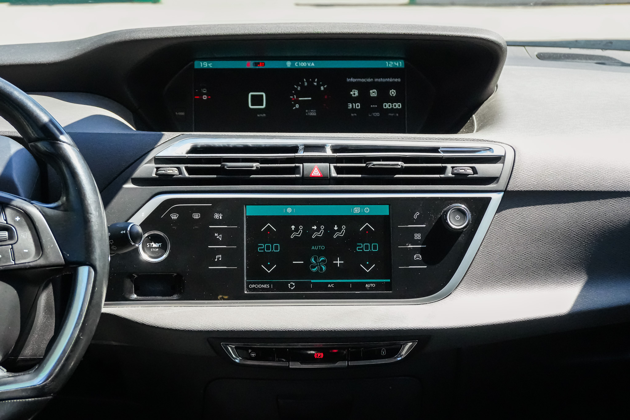 
								CITROEN Grand C4 Picasso BlueHDi Shine full									