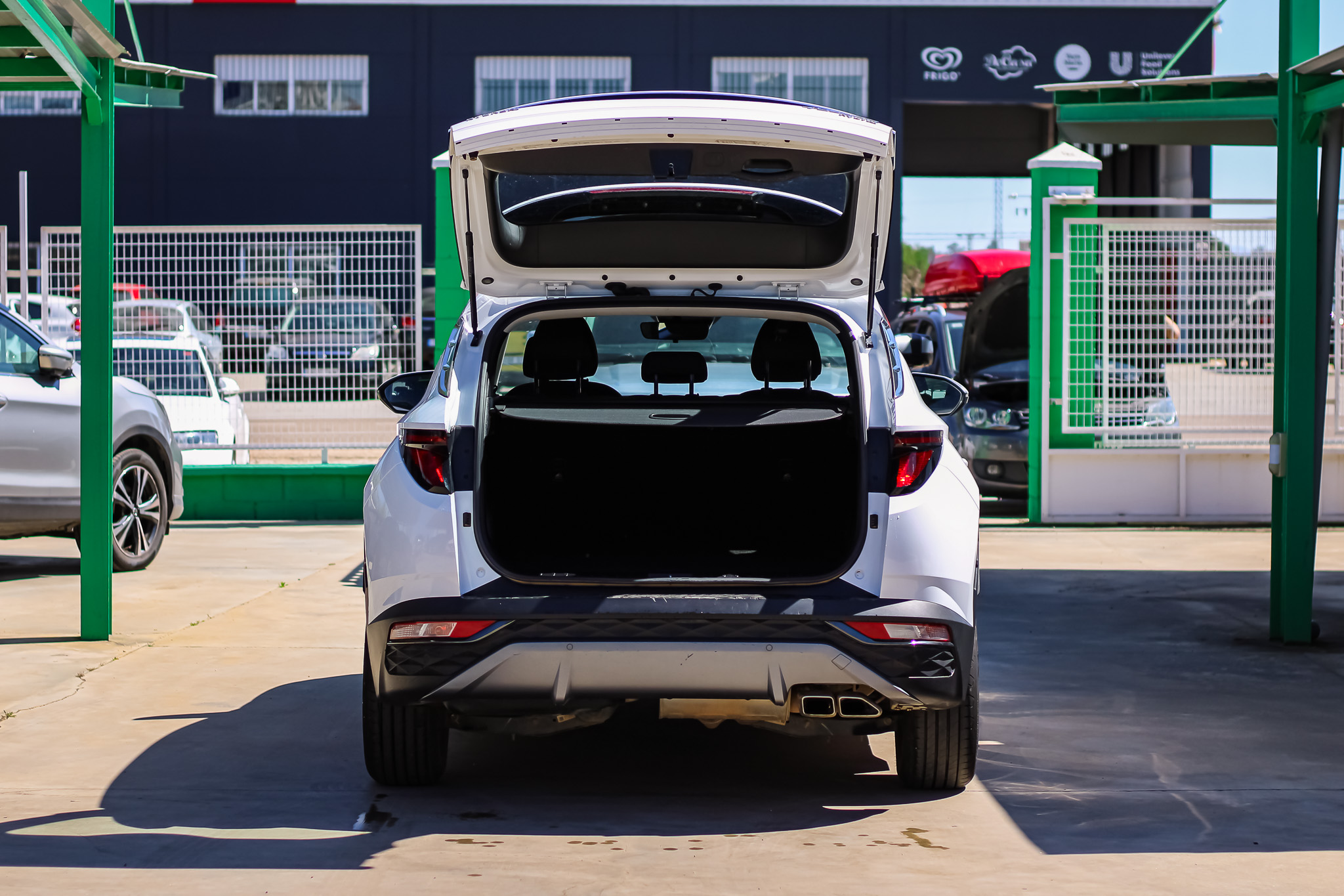 
								HYUNDAI TUCSON 1.6 CRDI 100kW 136CV 48V Maxx full									