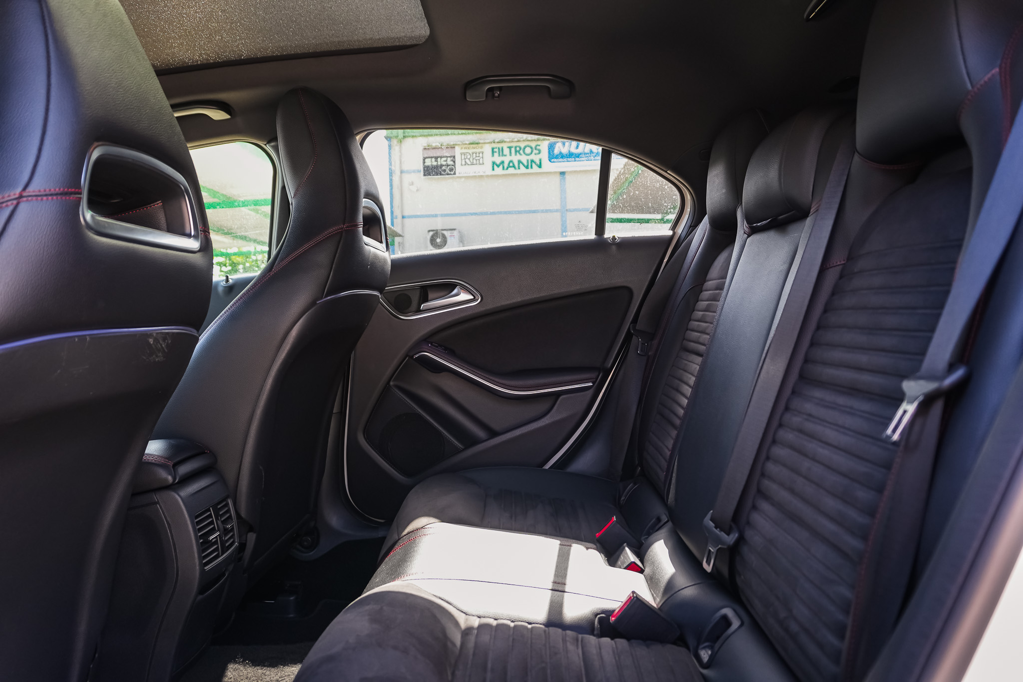 
								MERCEDES-BENZ Clase A A 220 d 4MATIC AMG Line full									