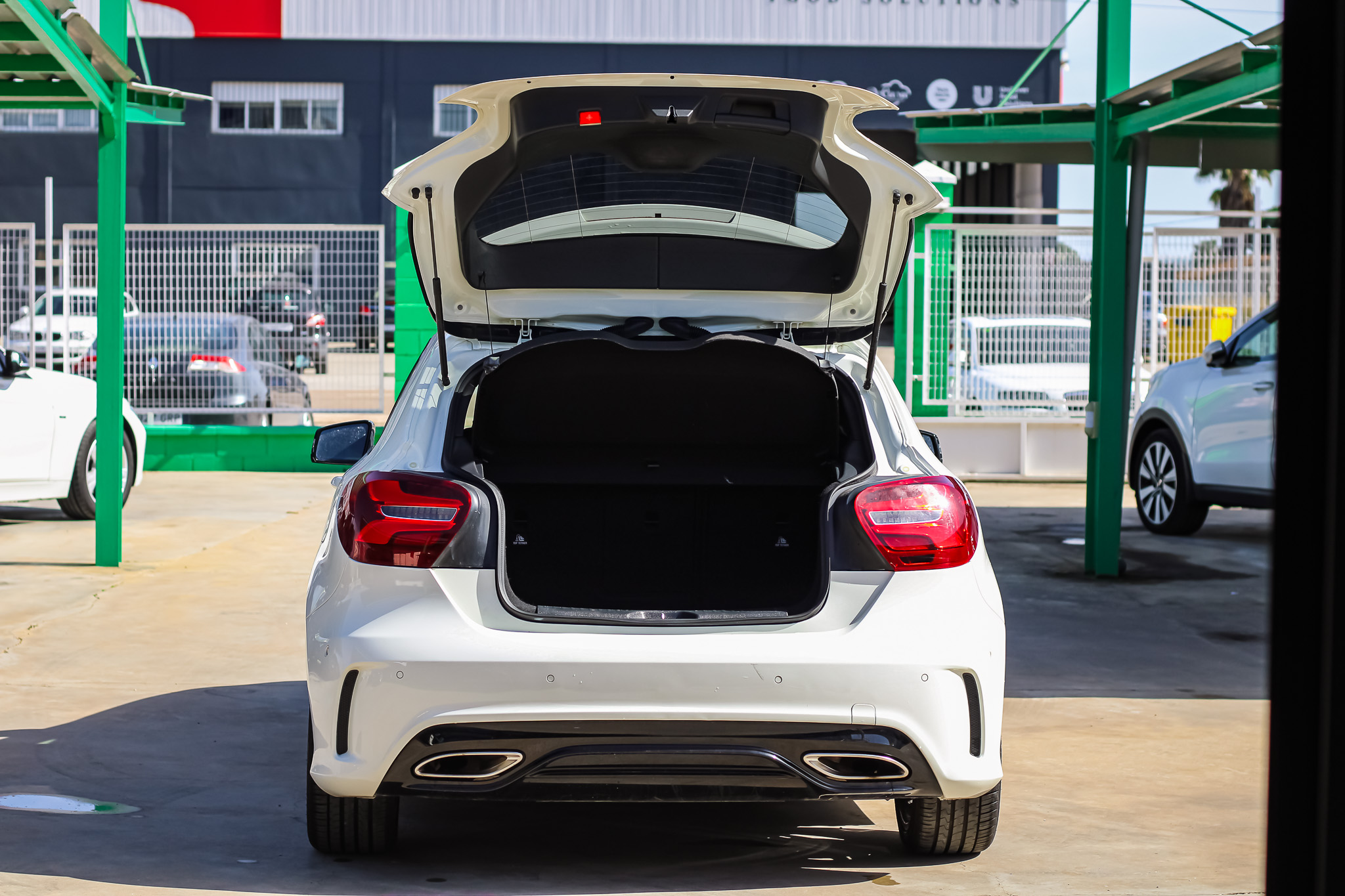 
								MERCEDES-BENZ Clase A A 220 d 4MATIC AMG Line full									