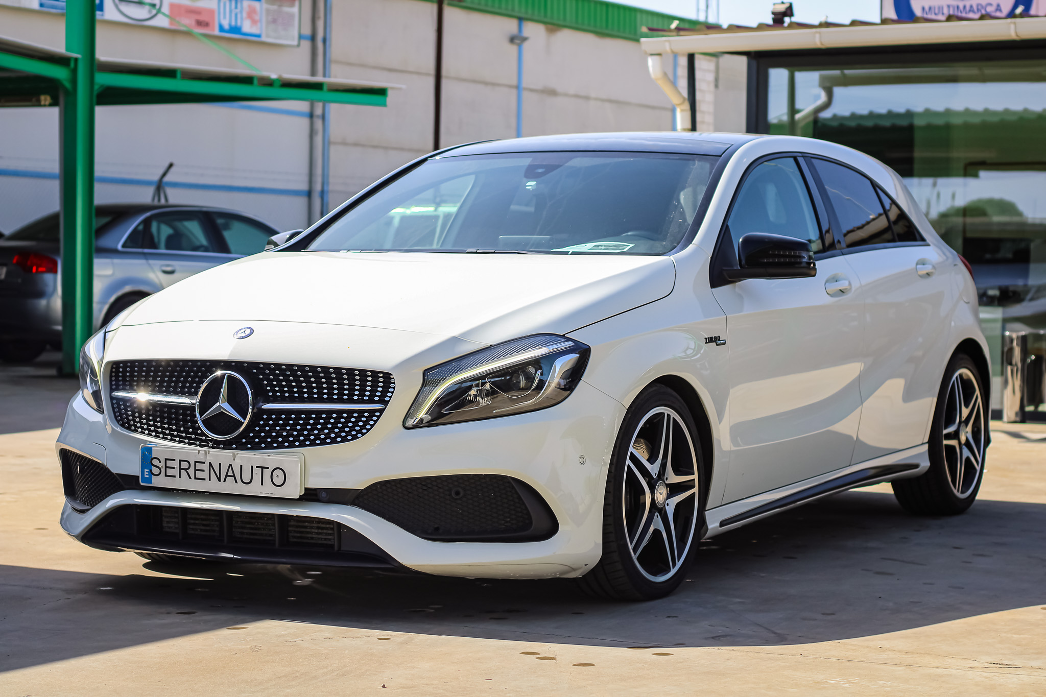
								MERCEDES-BENZ Clase A A 220 d 4MATIC AMG Line full									