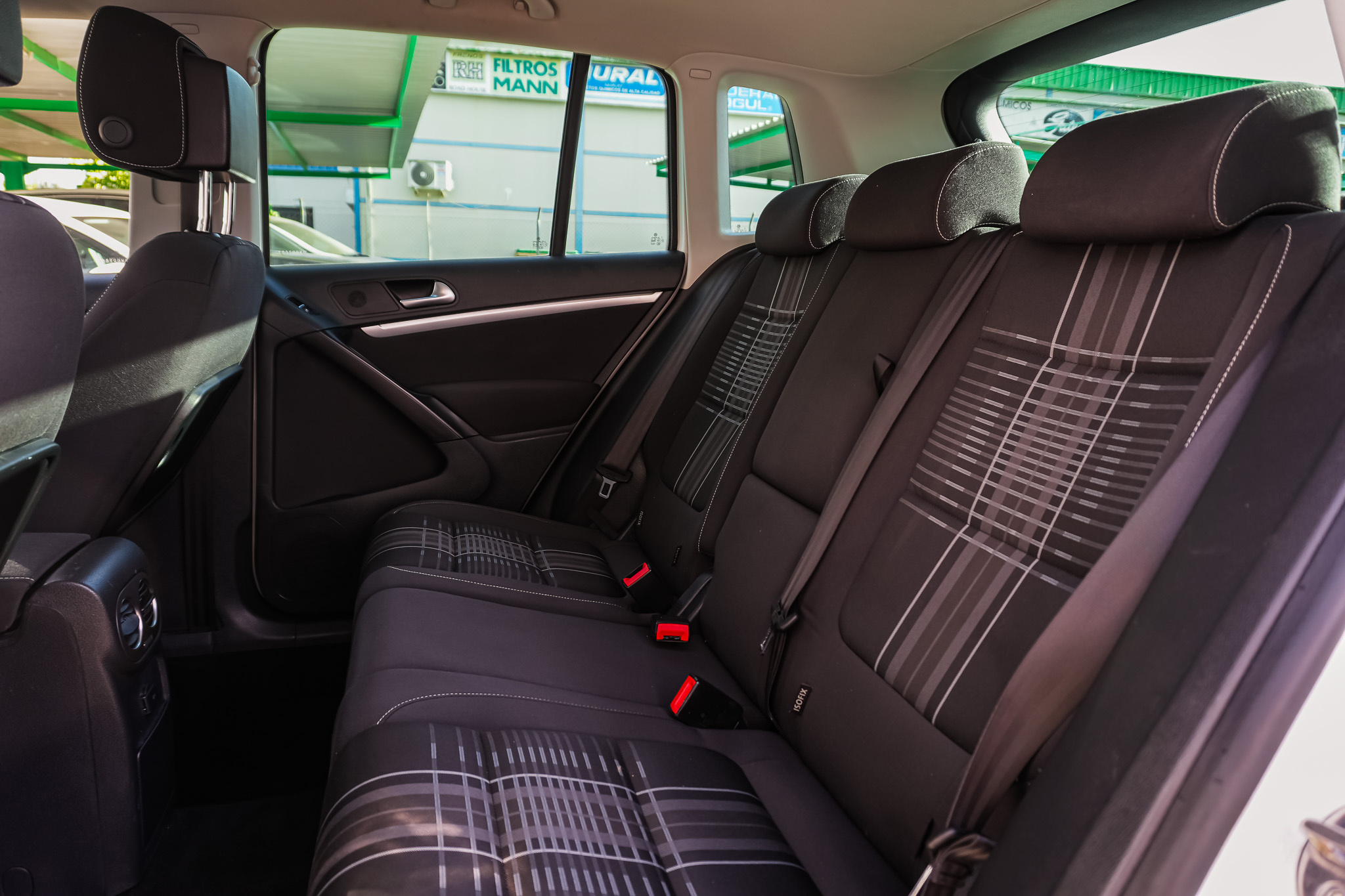 
								VOLKSWAGEN Tiguan Advance 2.0 TDI 150CV BMT 4Motion DSG full									