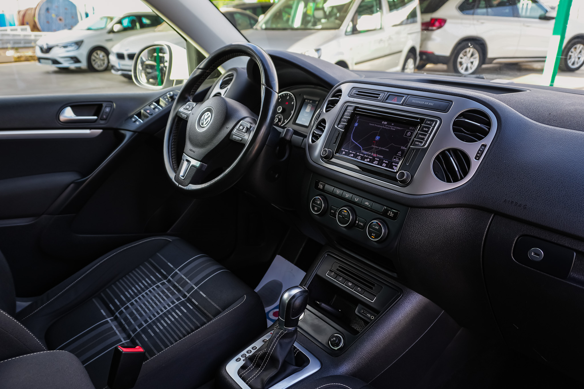 
								VOLKSWAGEN Tiguan Advance 2.0 TDI 150CV BMT 4Motion DSG full									