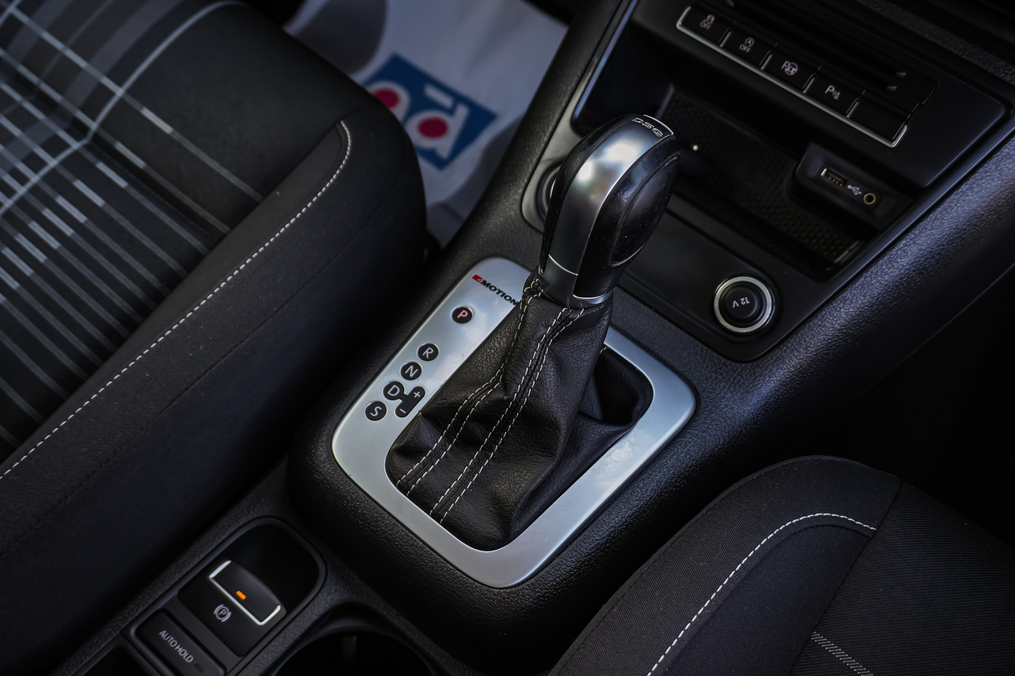 
								VOLKSWAGEN Tiguan Advance 2.0 TDI 150CV BMT 4Motion DSG full									