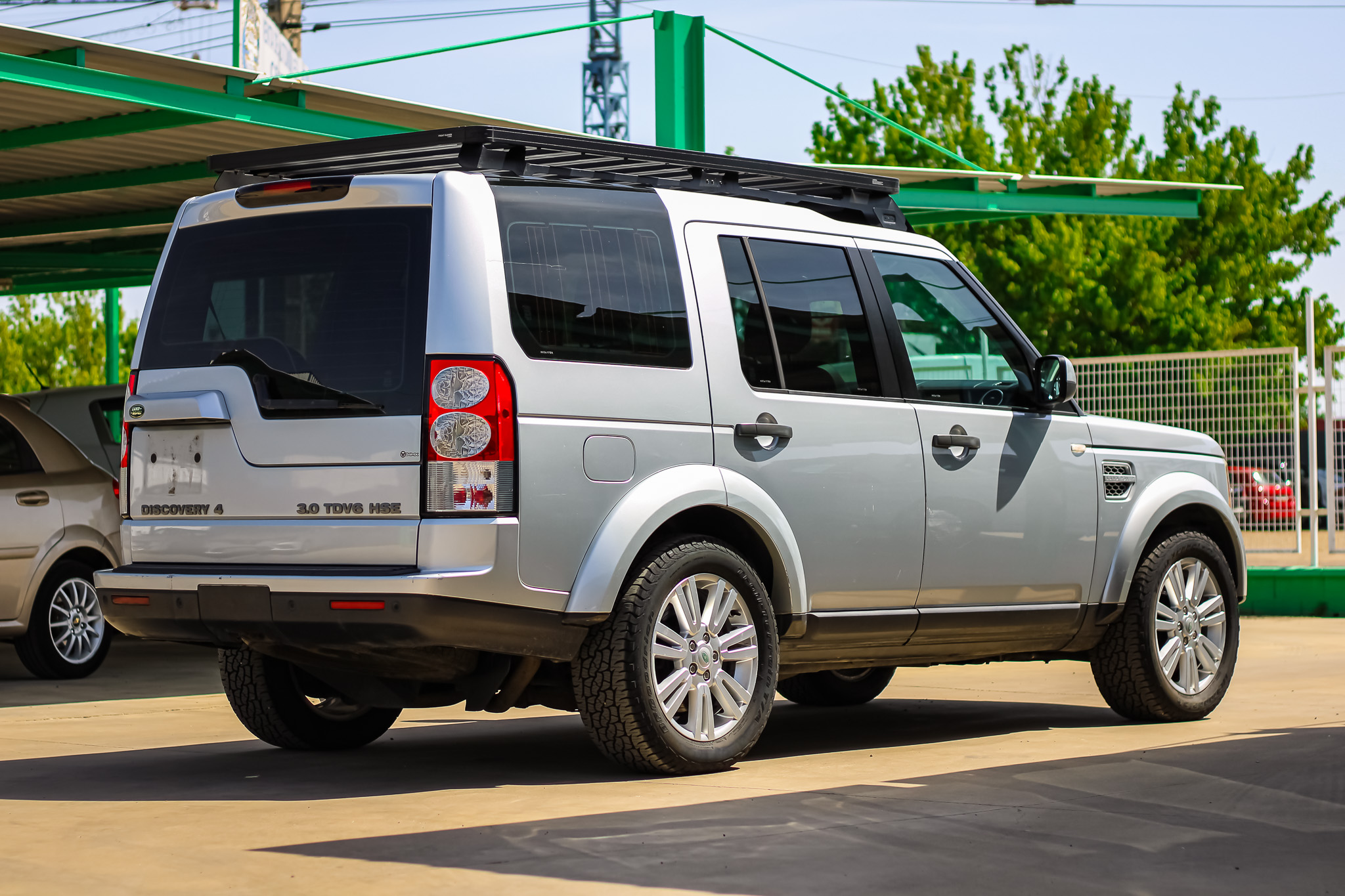 
								LAND-ROVER Discovery 4 3.0 TDV6 HSE full									