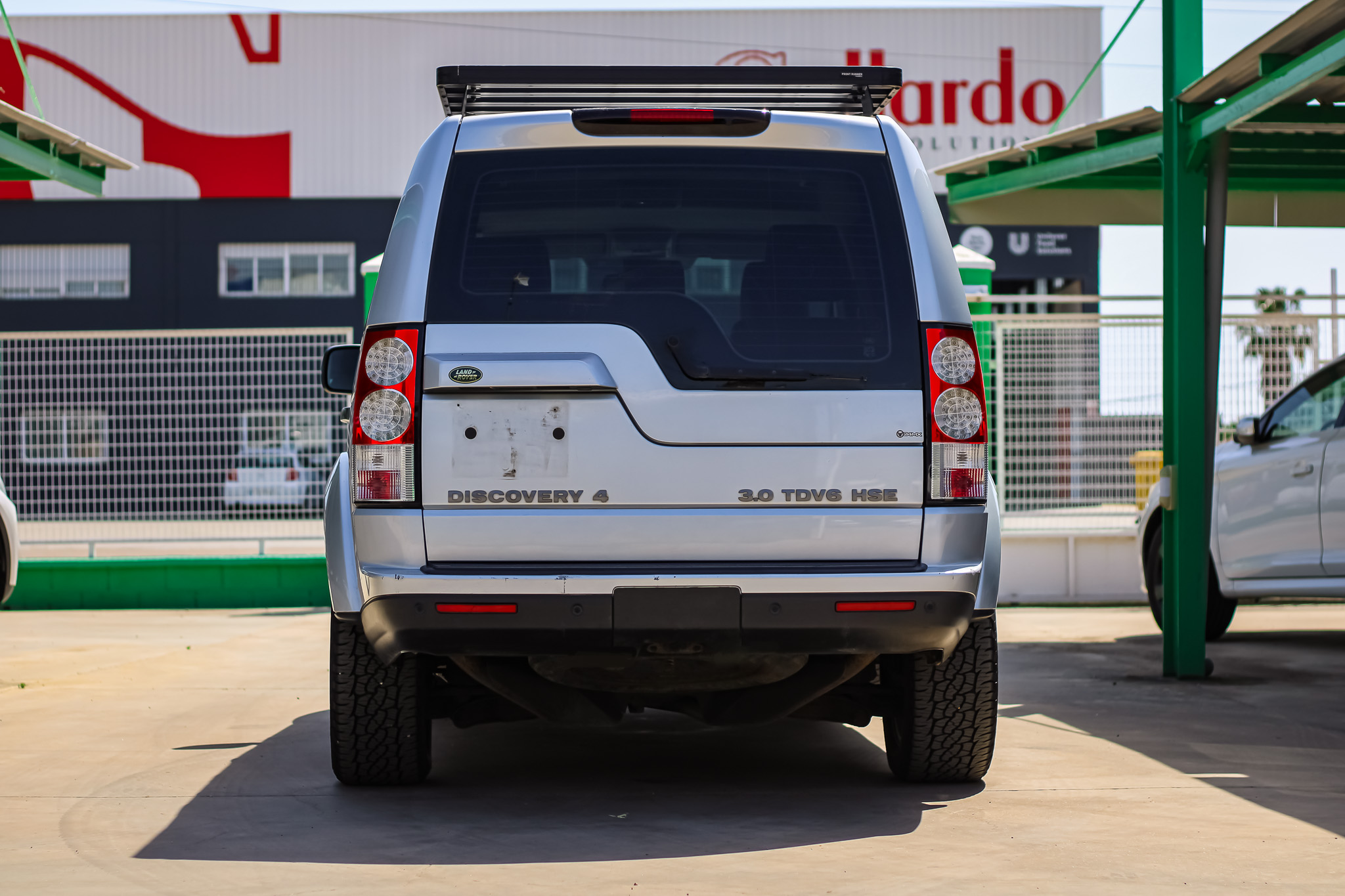 
								LAND-ROVER Discovery 4 3.0 TDV6 HSE full									