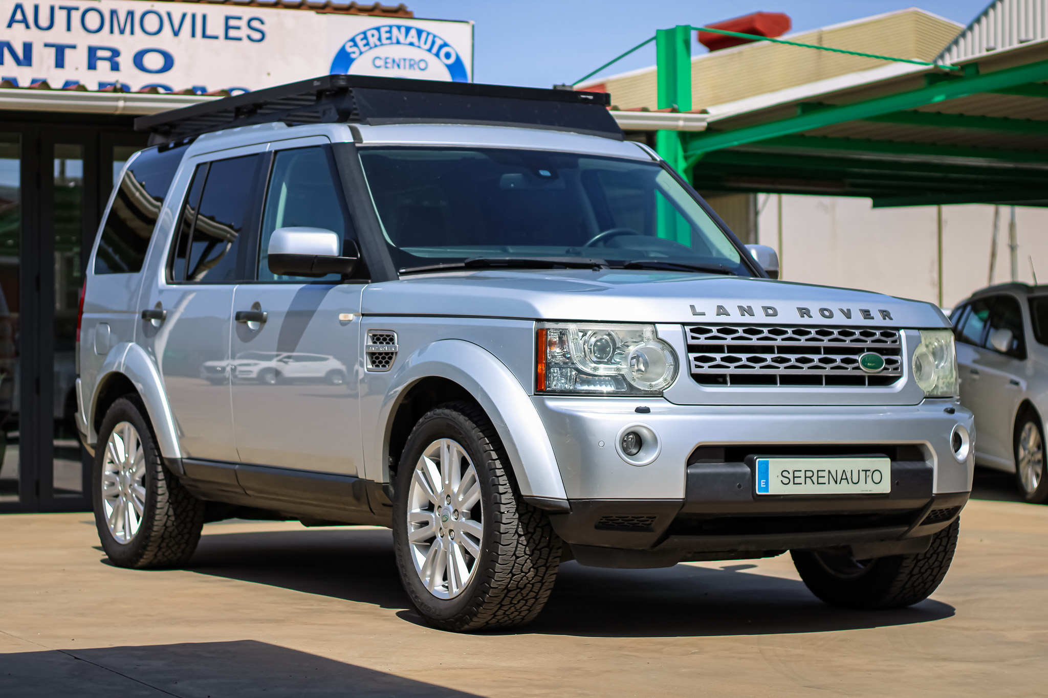 LAND-ROVER Discovery 4 3.0 TDV6 HSE