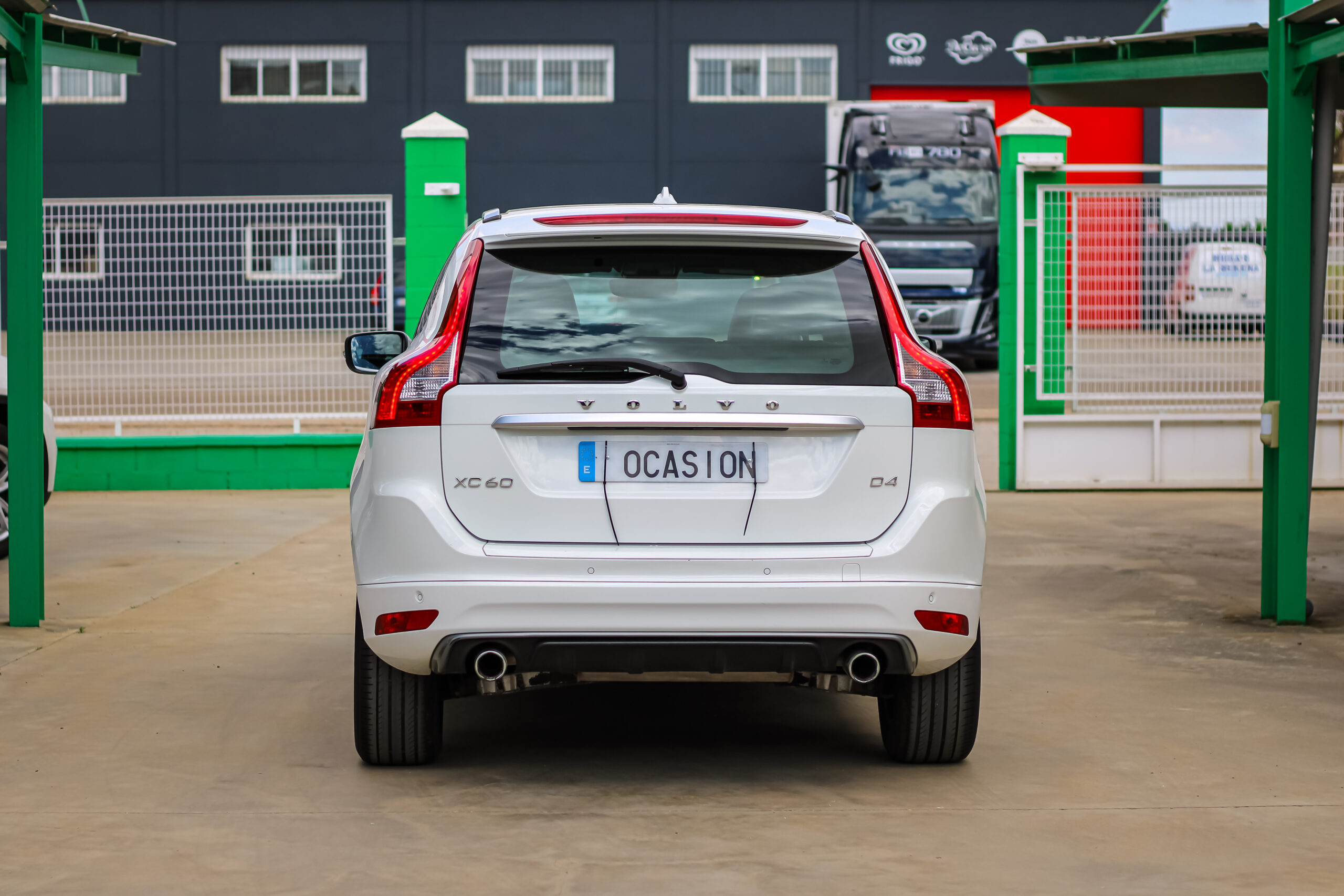 
								VOLVO XC60 2.0 D4 RDesign Momentum full									