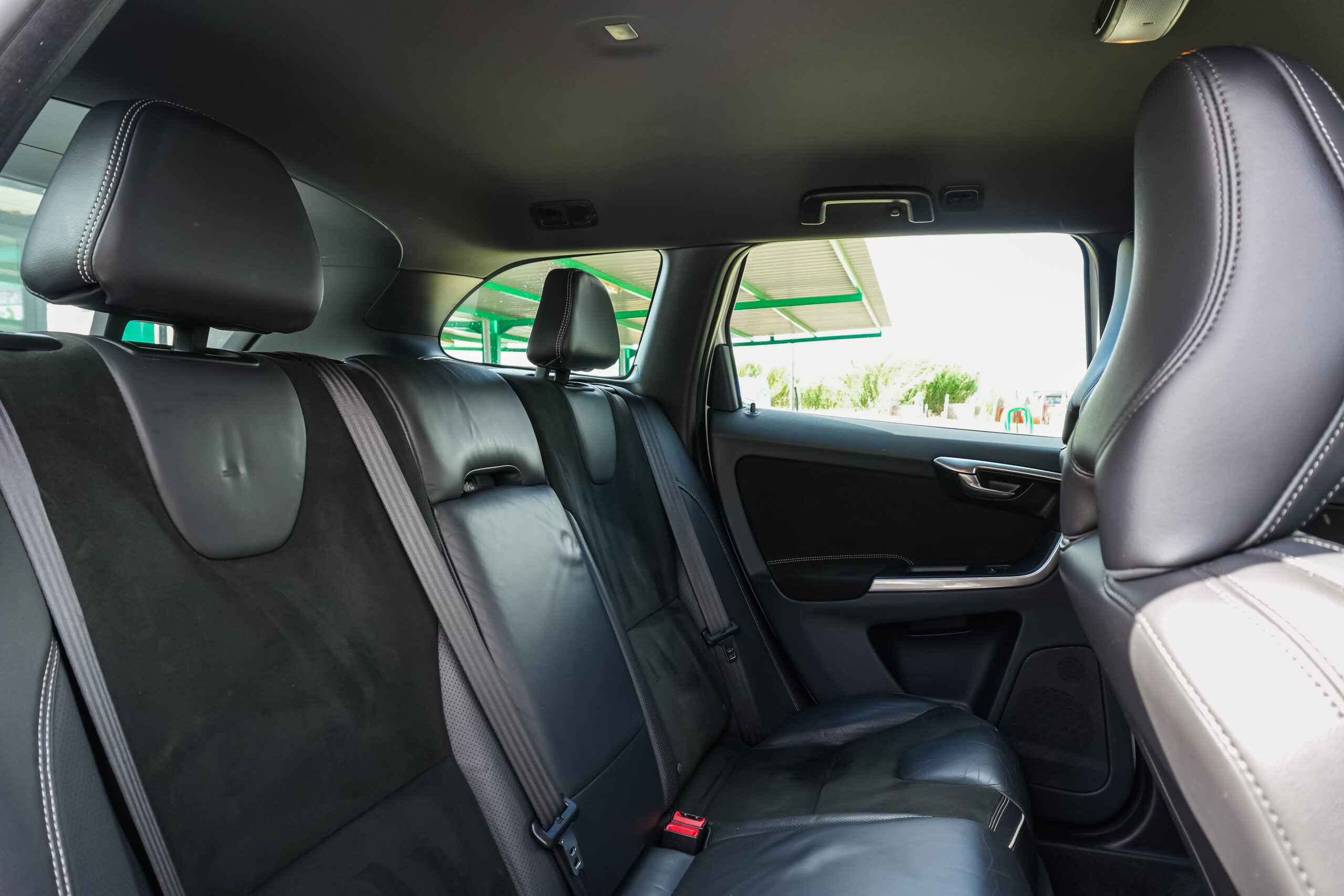 
								VOLVO XC60 2.0 D4 RDesign Momentum full									