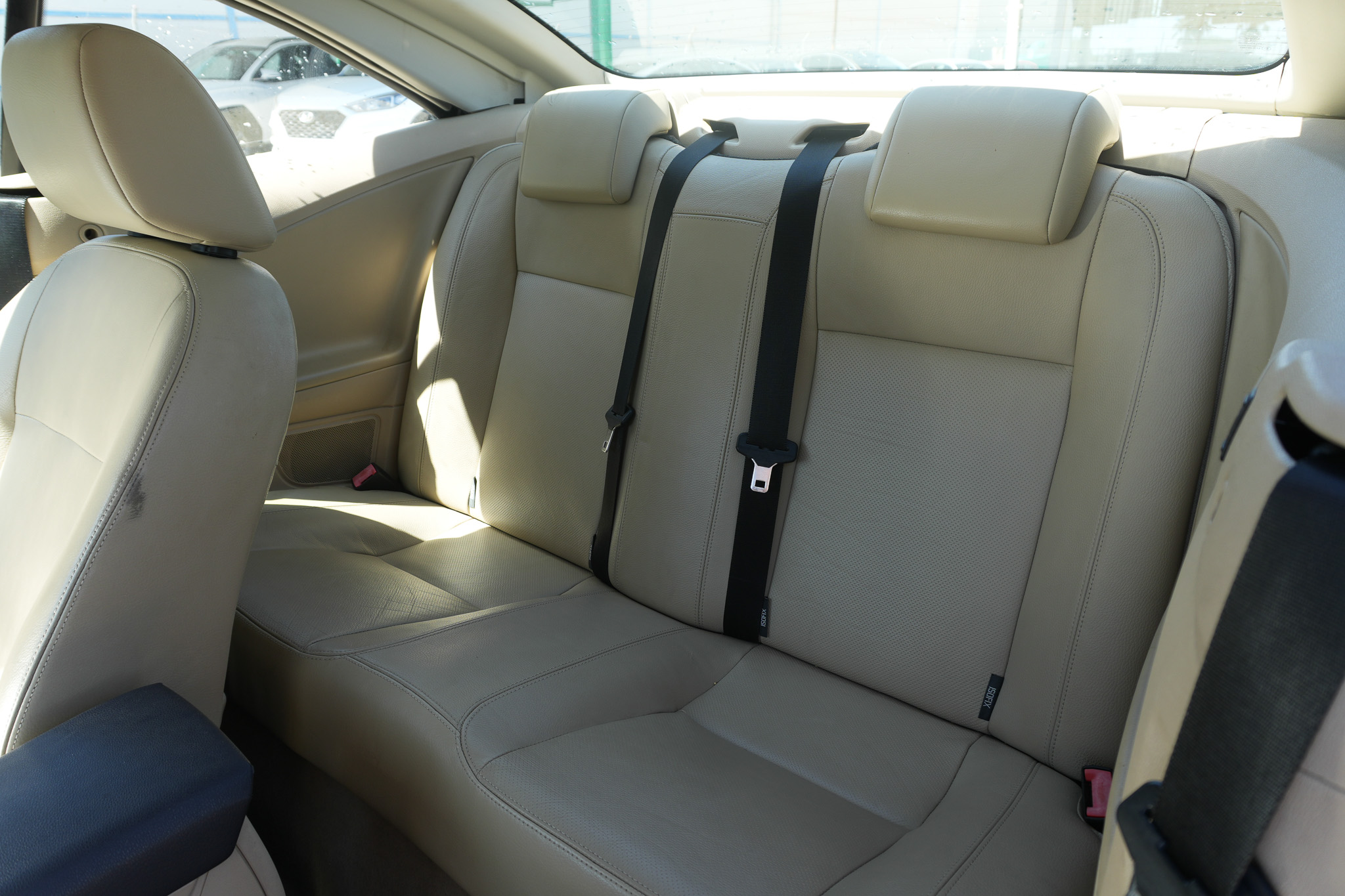 
								FORD Focus 2.0 CC Titanium full									