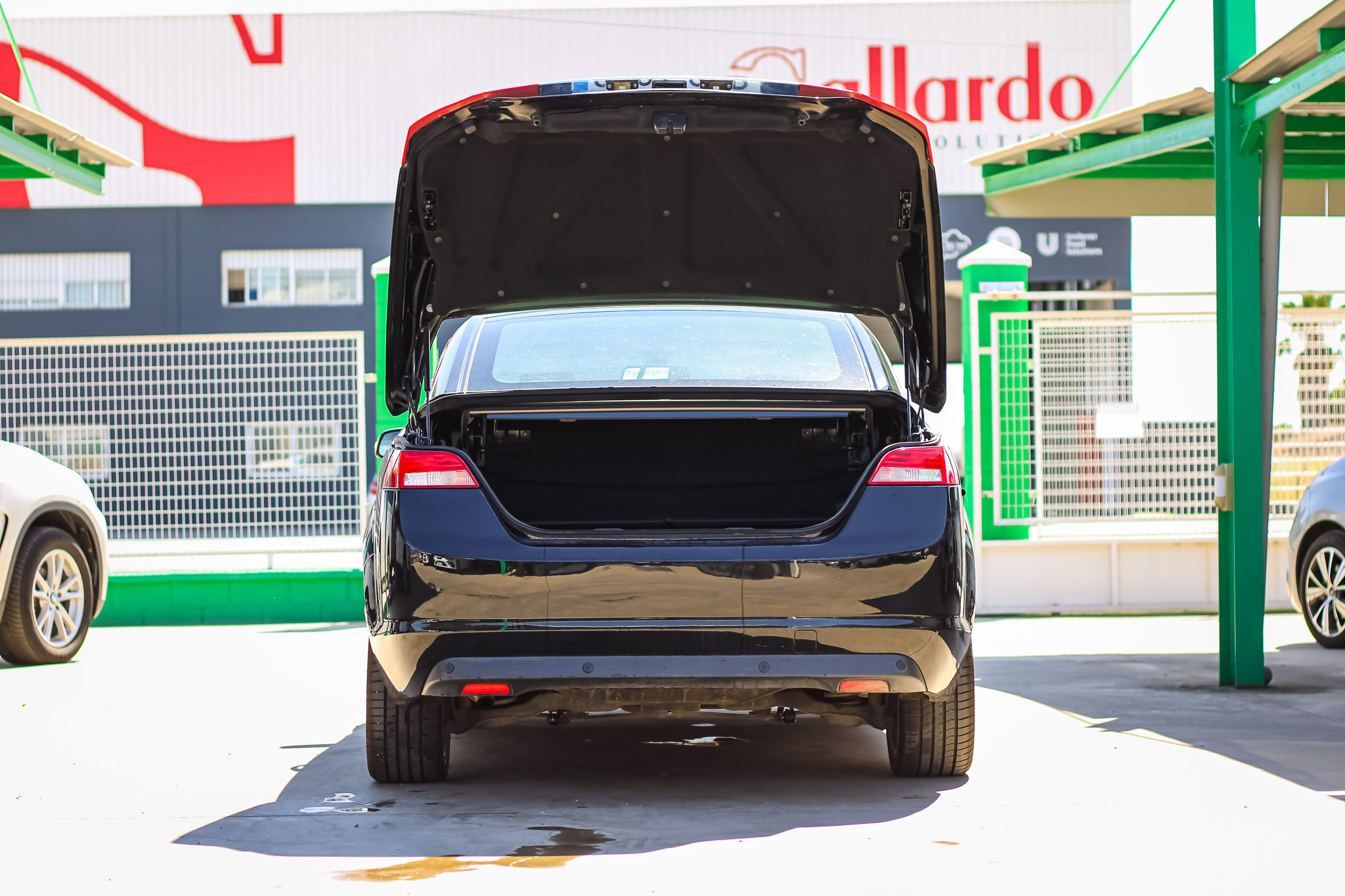 
								FORD Focus 2.0 CC Titanium full									