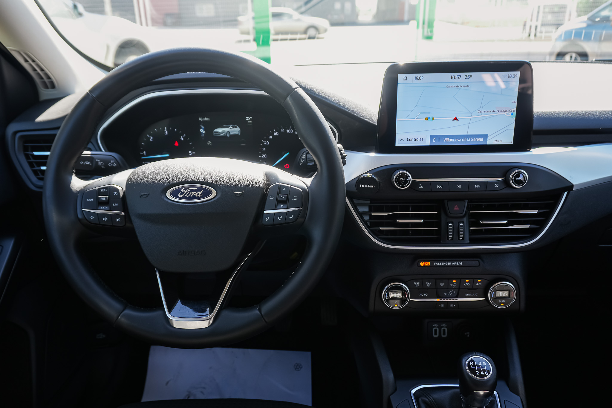 
								FORD Focus 1.5 Ecoblue Trend full									