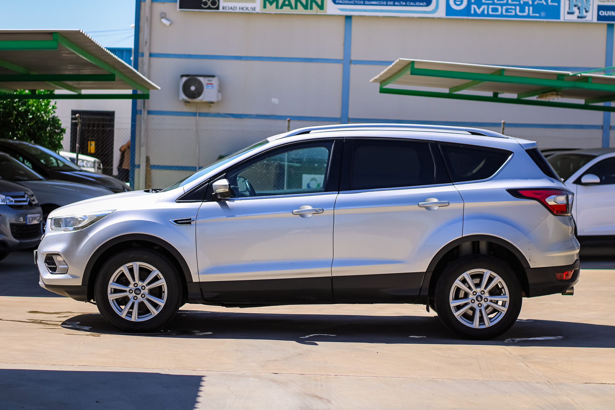 
								Ford Kuga 2018 Versión 1.5 TDCi 120 Trend+ 5p S/S full									