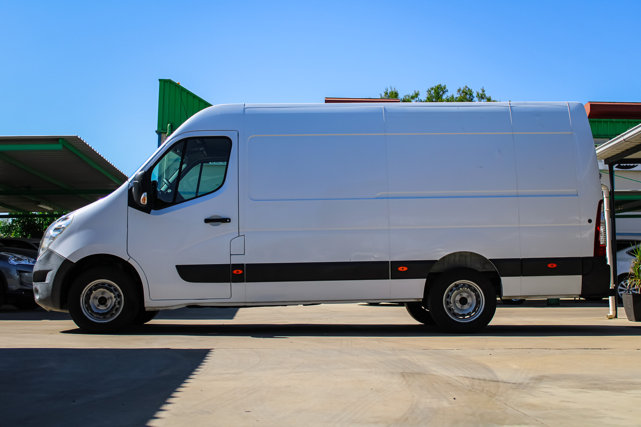 
								RENAULT Master GV P L320m3 3500 RS dCi E6 full									