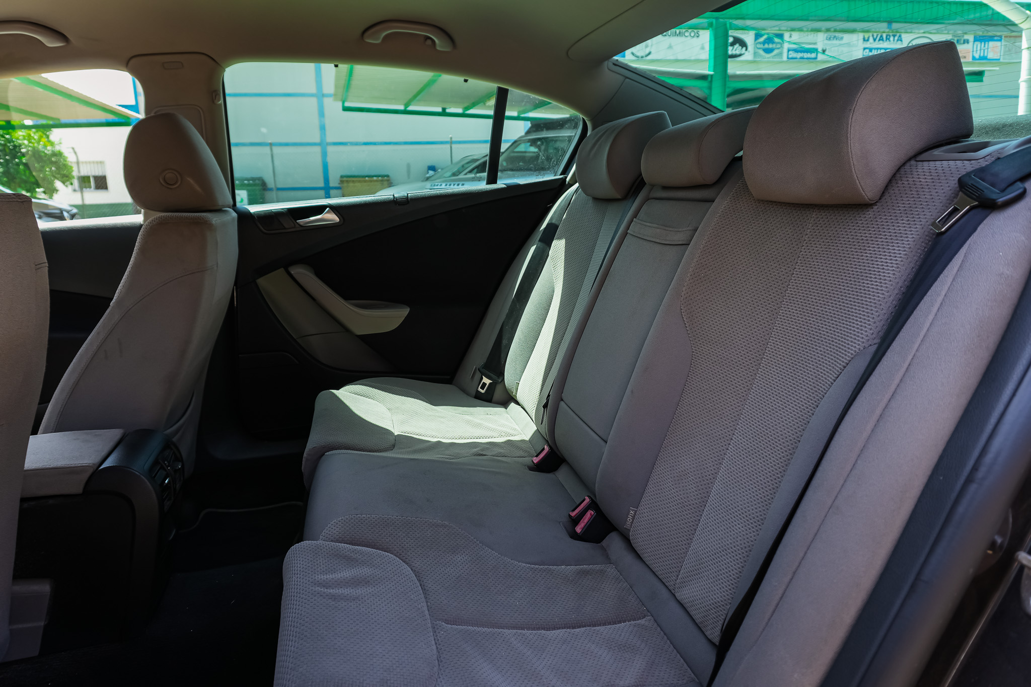 
								VOLKSWAGEN Passat 2.0 TDI DPF 4 Motion Advance full									