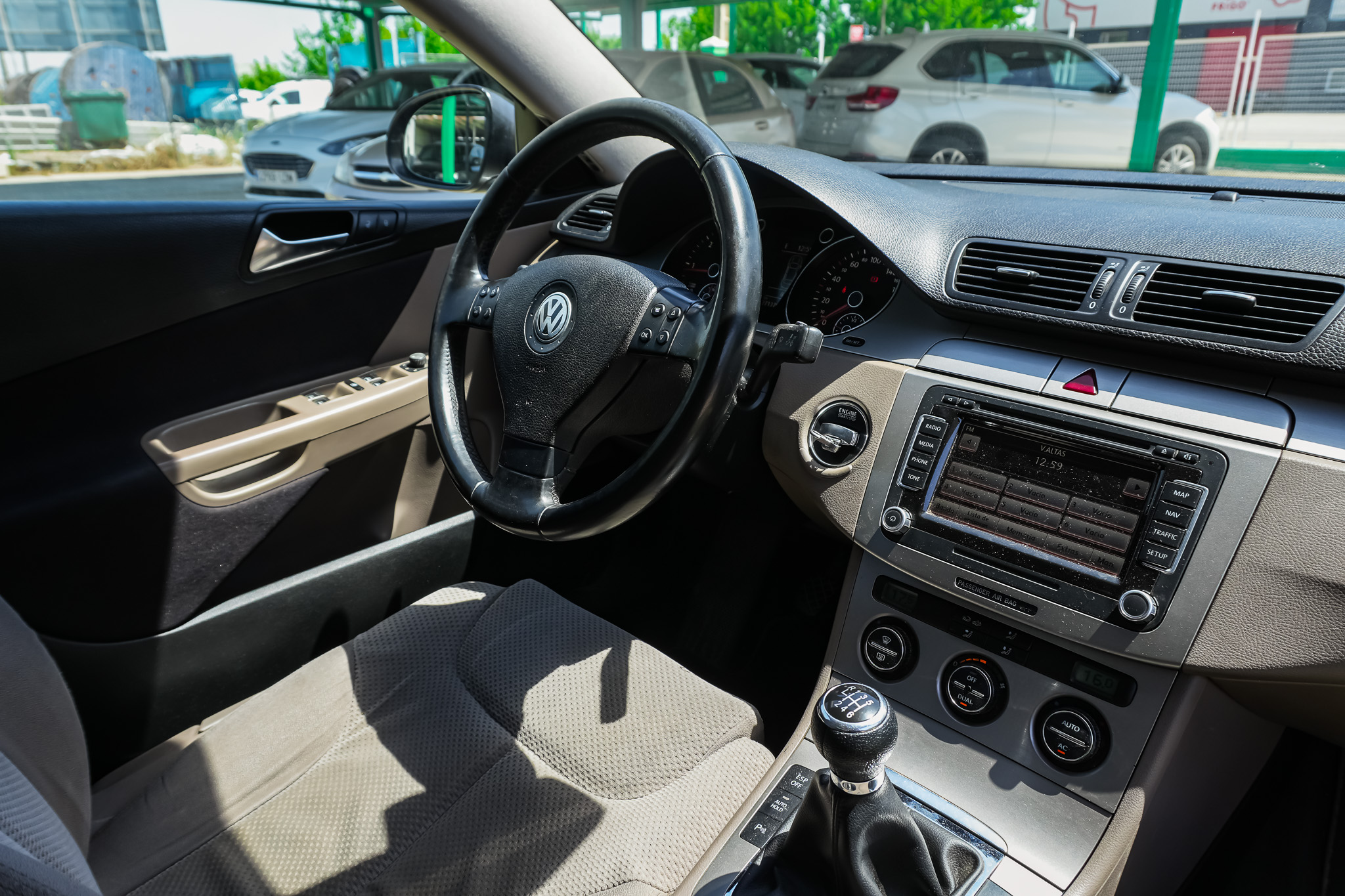 
								VOLKSWAGEN Passat 2.0 TDI DPF 4 Motion Advance full									
