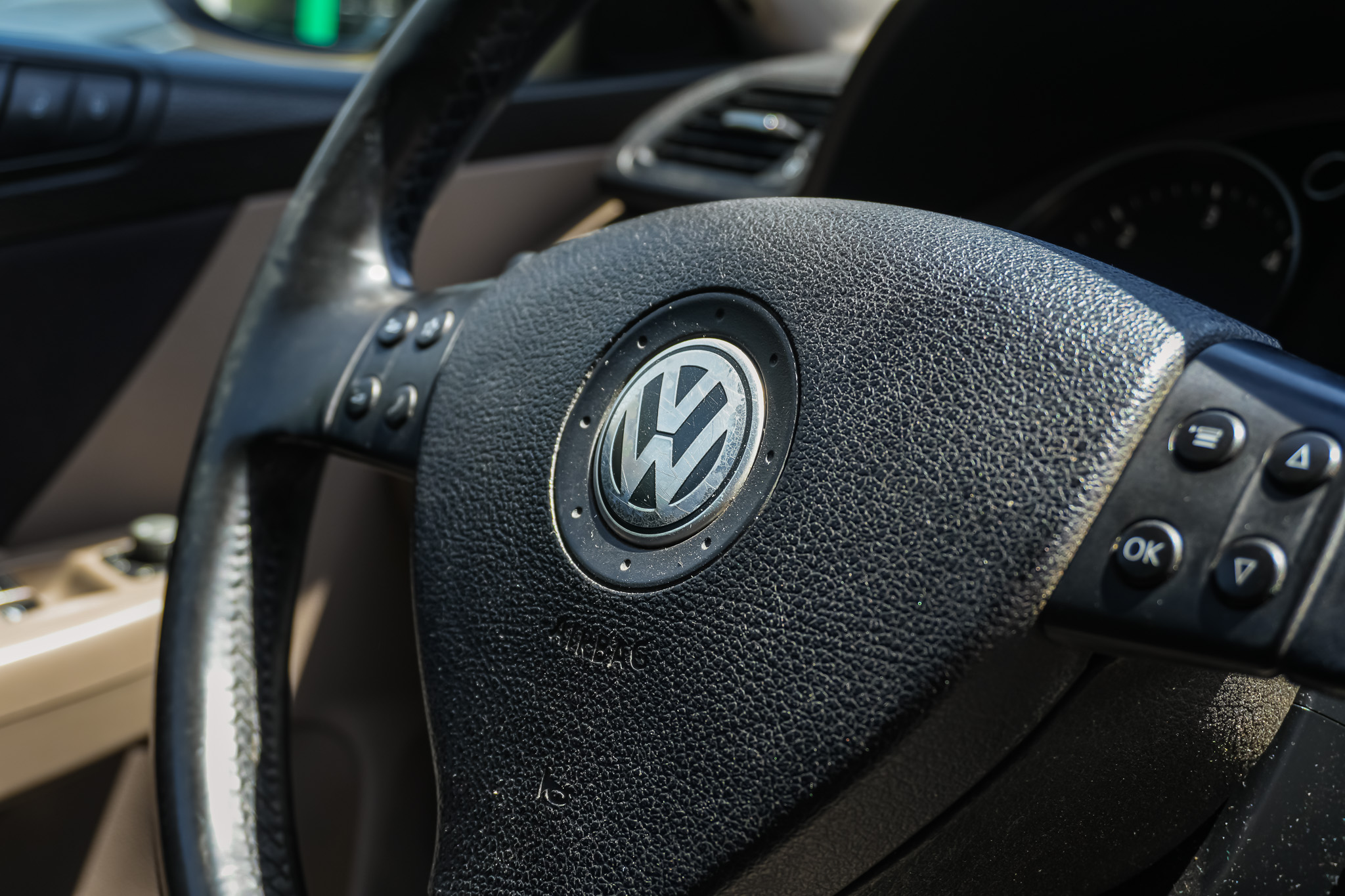 
								VOLKSWAGEN Passat 2.0 TDI DPF 4 Motion Advance full									