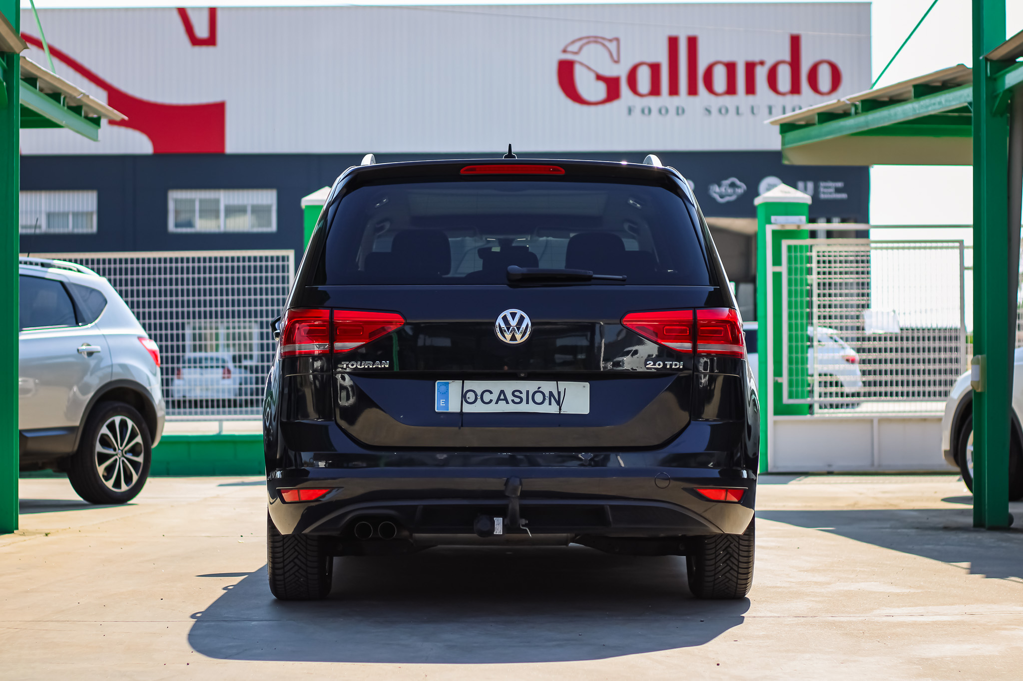 
								VOLKSWAGEN Touran Sport 2.0 TDI 110kW150CV BMT full									