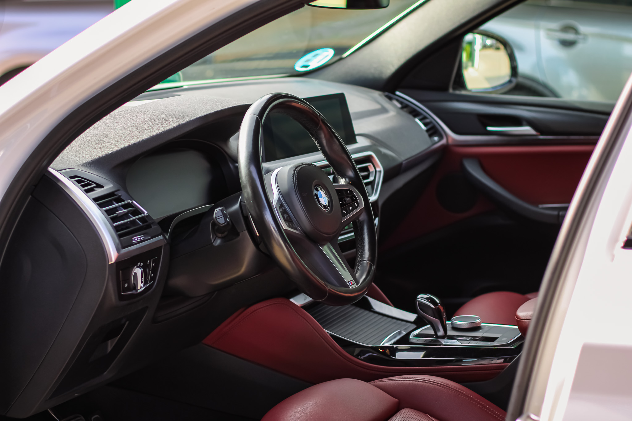 
								BMW X4 xDrive30d xLine full									